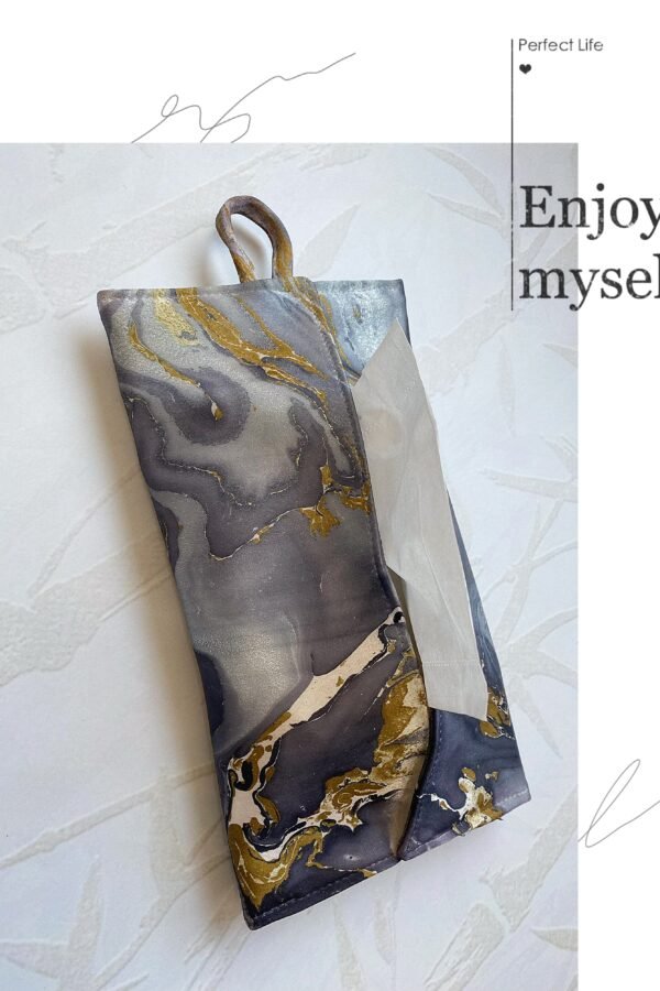 TISSUE HOLDER-Black Golden