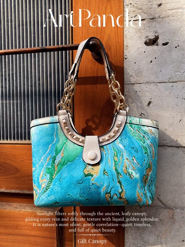 Party Queen-Gilt Canopy